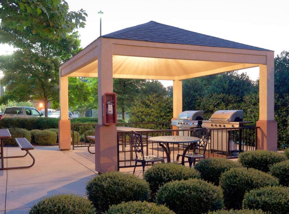 Sonesta Simply Suites Jacksonville 6