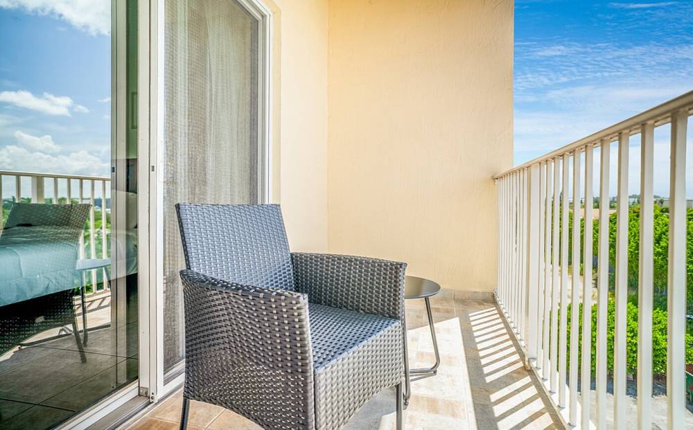 South River Suites Hotel 9