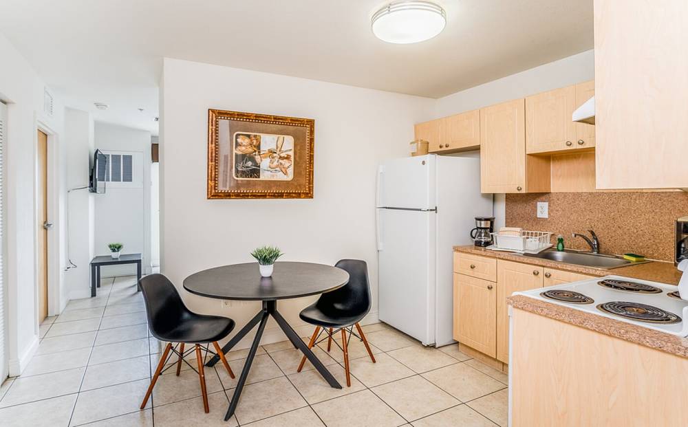 South River Suites Hotel 10