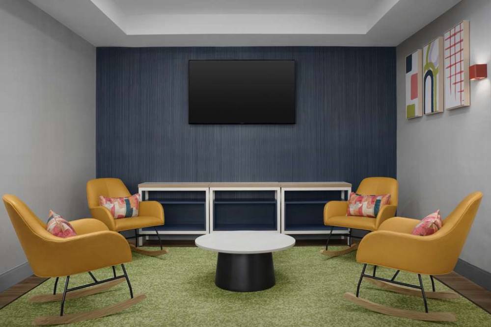 Spark By Hilton Miami Doral 3