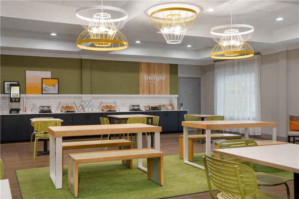 Spark By Hilton Rahway 5