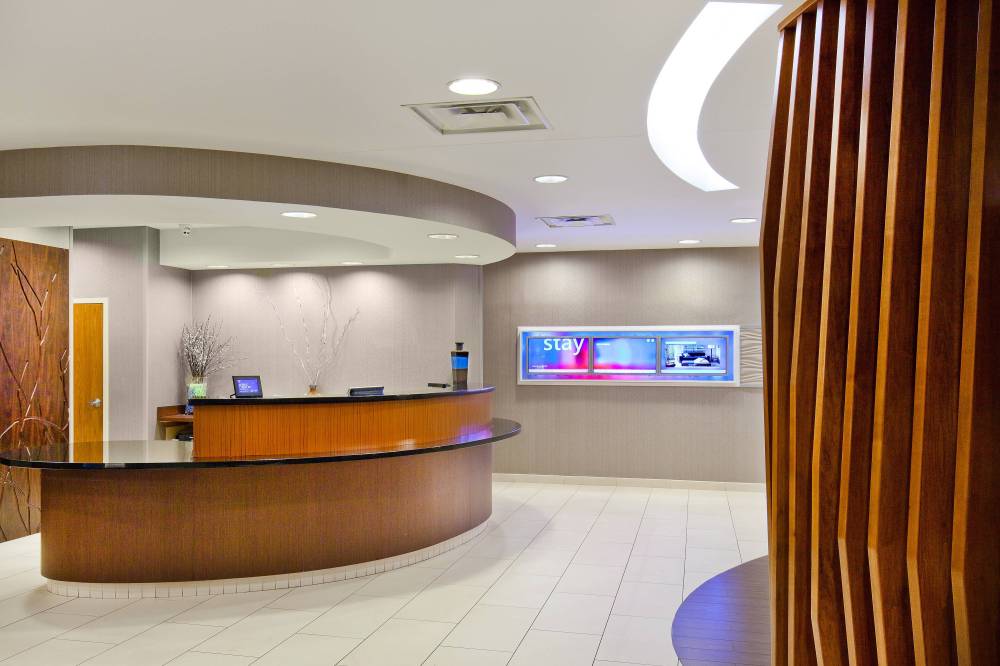 Springhill Suites By Marriott Chesapeake Greenbrier 6