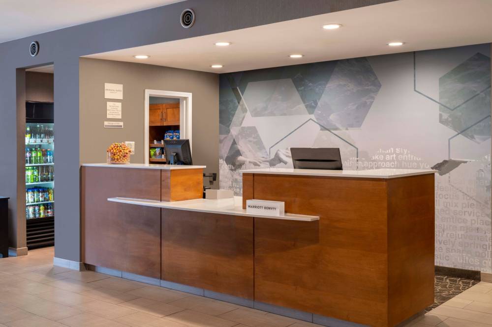 Springhill Suites By Marriott Colorado Springs South 10