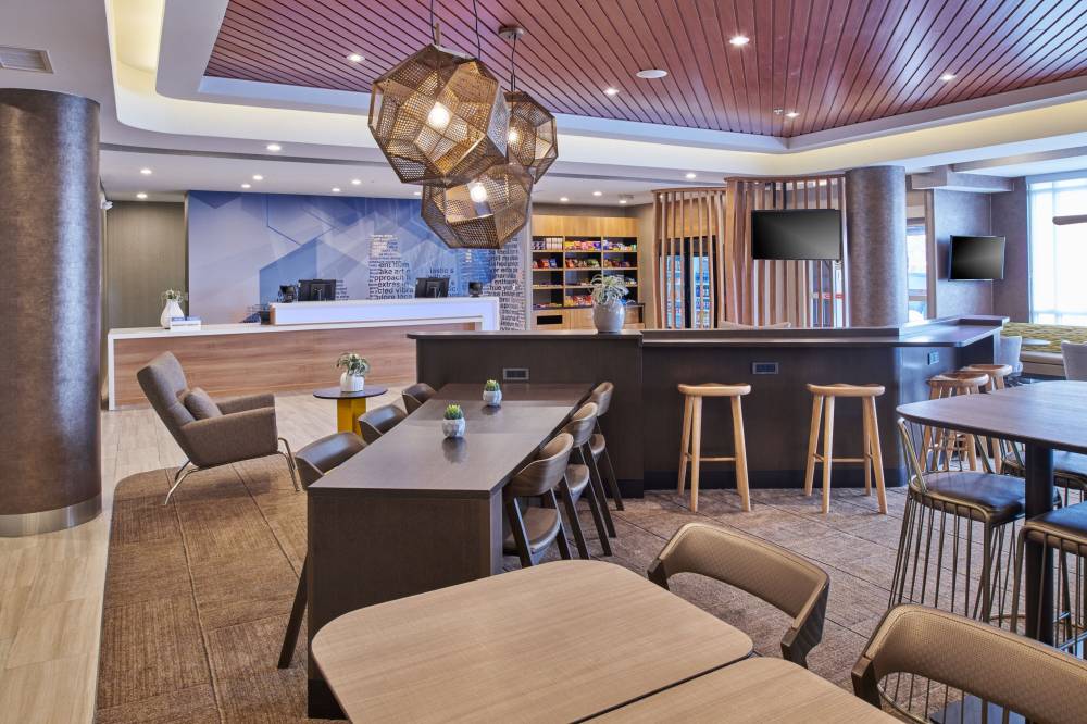Springhill Suites By Marriott Detroit Dearborn 3