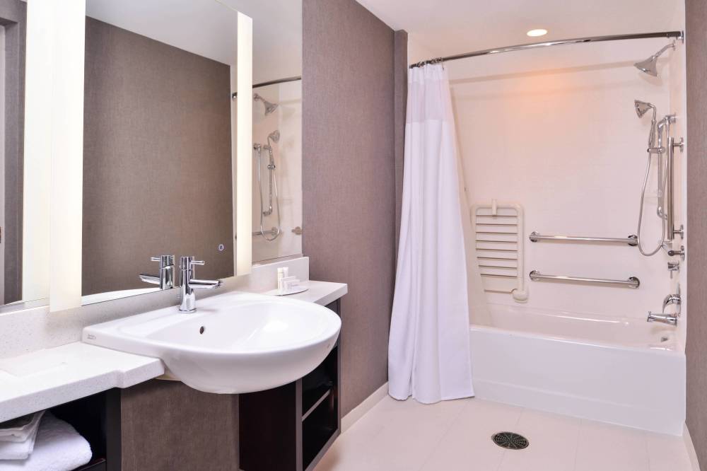 Springhill Suites By Marriott Greensboro Airport 2