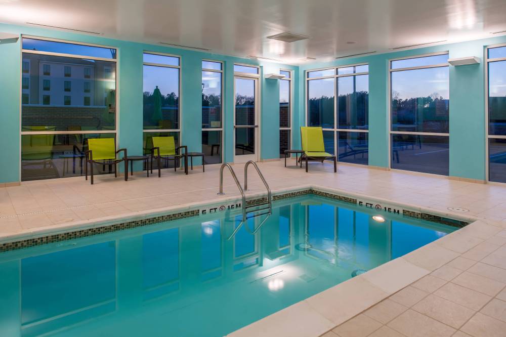 Springhill Suites By Marriott Greensboro Airport 10