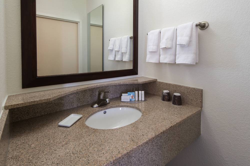 Springhill Suites By Marriott Greensboro 2