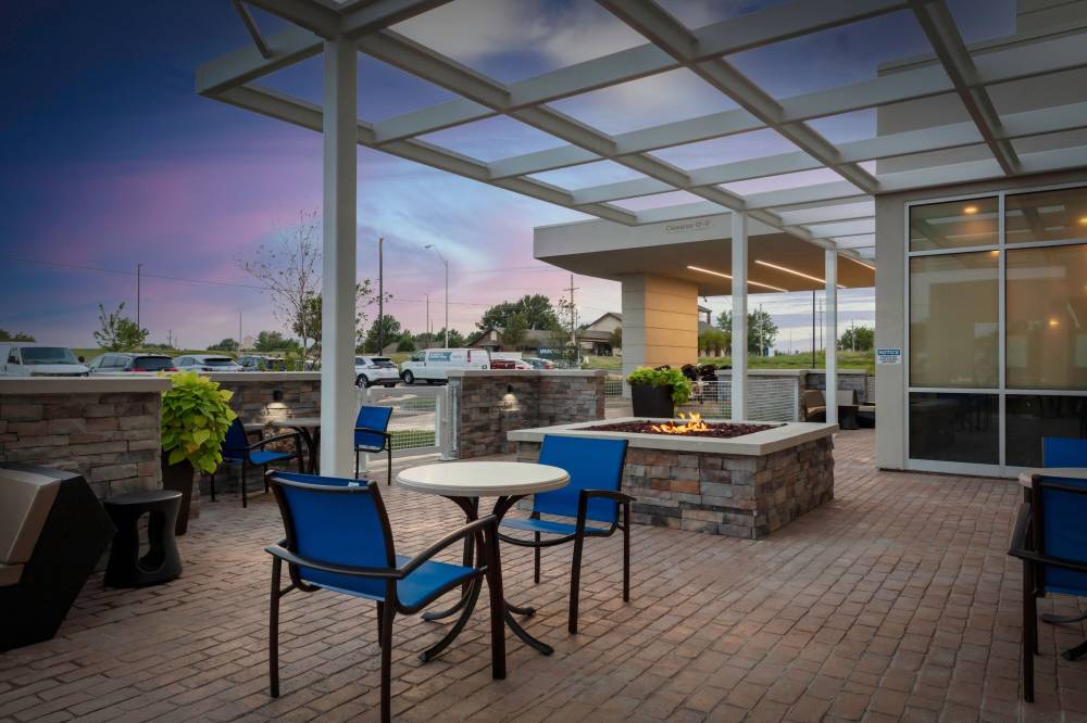 Springhill Suites By Marriott Kansas City Airport 3