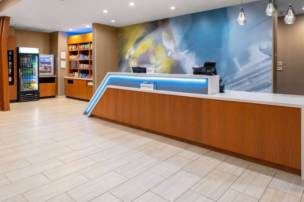 Springhill Suites By Marriott Kansas City Airport 9