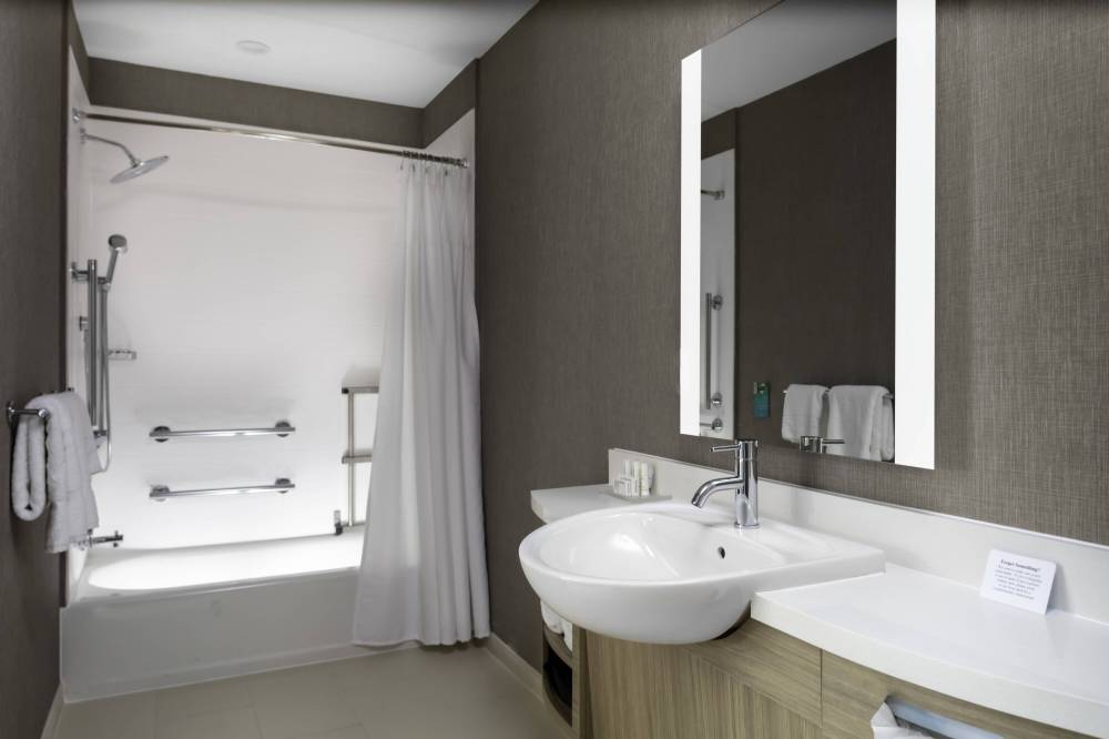 Springhill Suites By Marriott Kansas City Airport 2