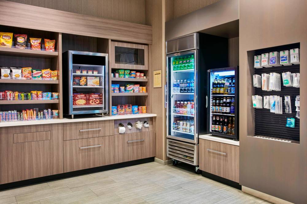 Springhill Suites By Marriott Milwaukee Downtown 3