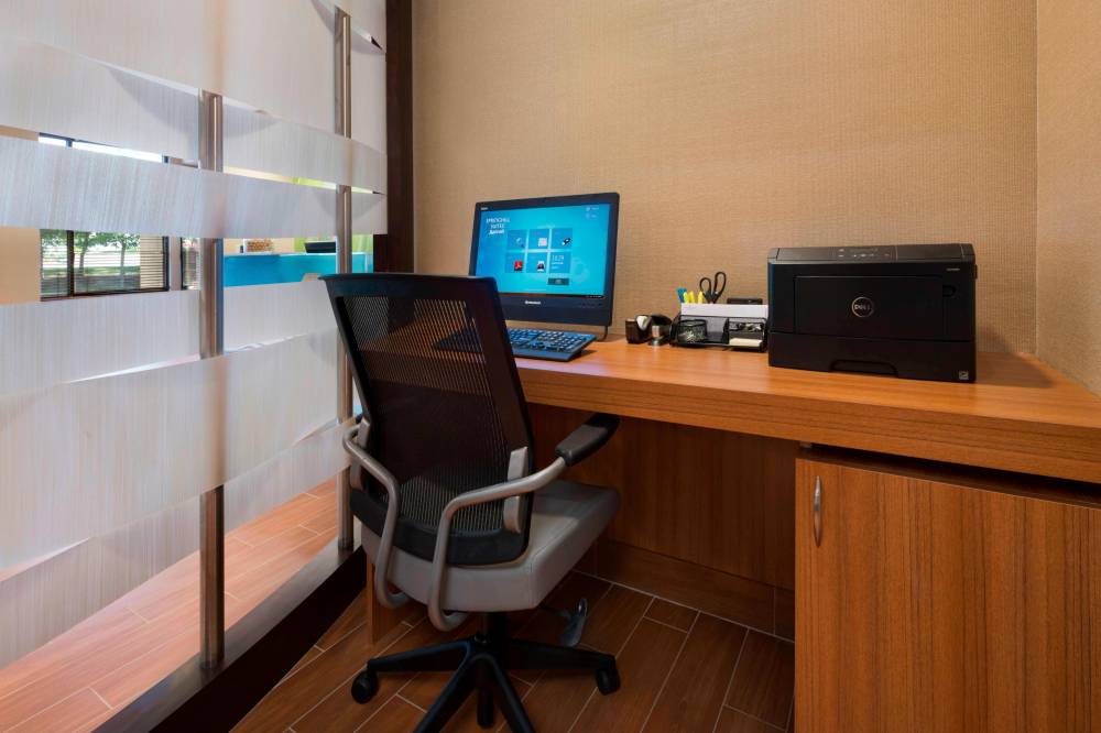 Springhill Suites By Marriott Mishawaka-university Area 3