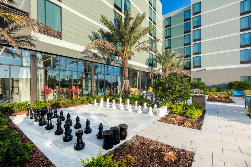 Springhill Suites By Marriott Orlando At Millenia 8