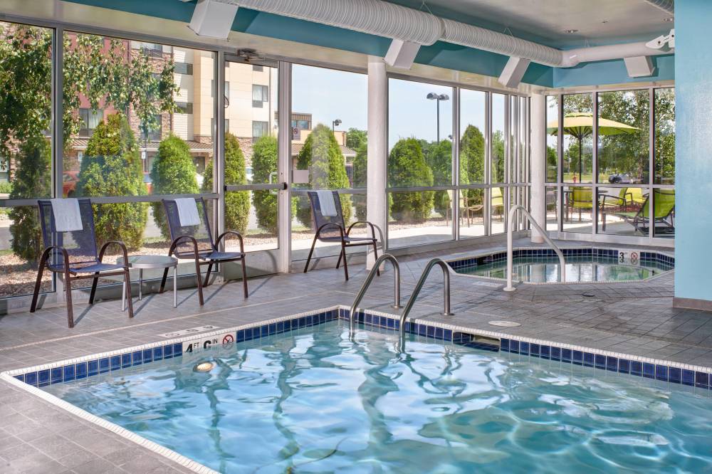 Springhill Suites By Marriott Saginaw 8