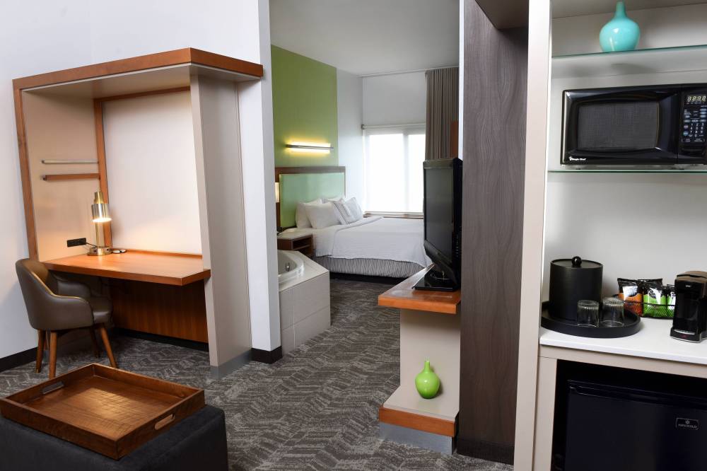 Springhill Suites By Marriott Sioux Falls 2