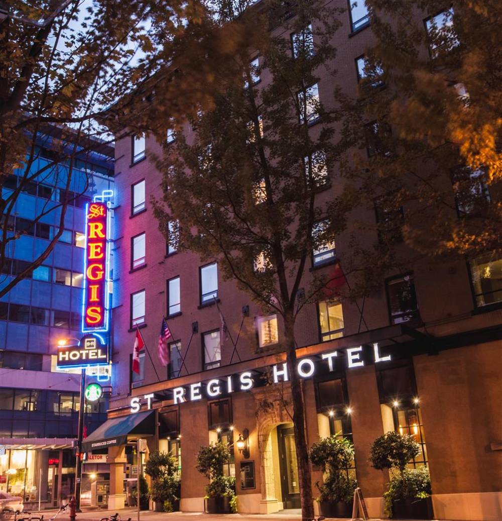 St. Regis Hotel 4