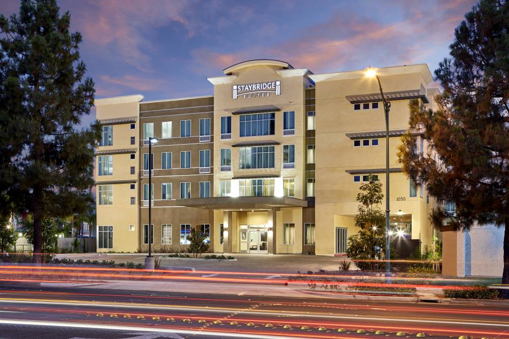 Staybridge Stes Anaheim At The 3