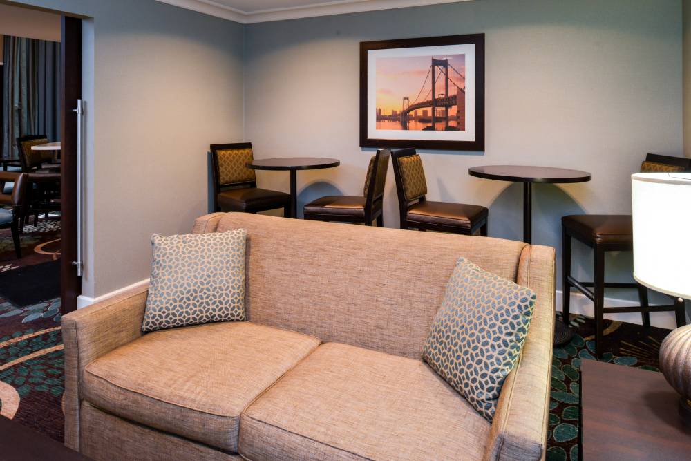 Staybridge Stes Dwtn City Ctr 7
