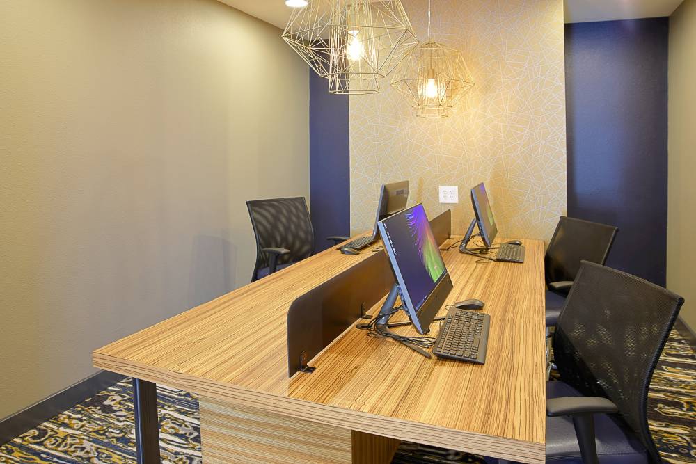 Staybridge Stes Medical Center 8