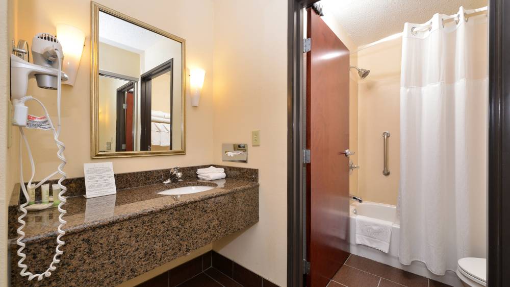 Staybridge Stes West Des Moine 2