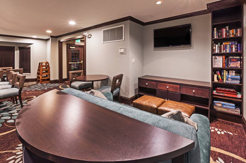 Staybridge Stes Woodland Hills 7