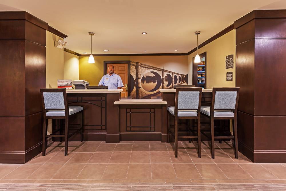 Staybridge Stes Woodland Hills 5
