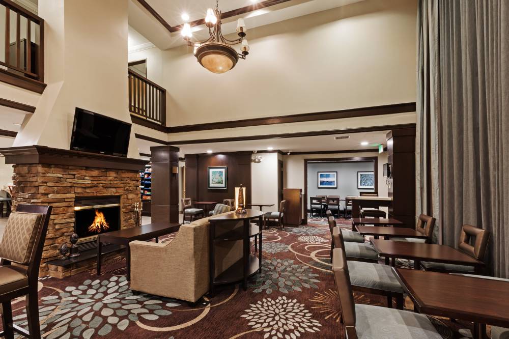 Staybridge Stes Woodland Hills 6