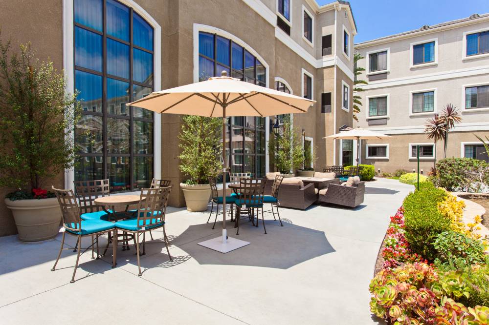 Staybridge Suites Irvine East 3
