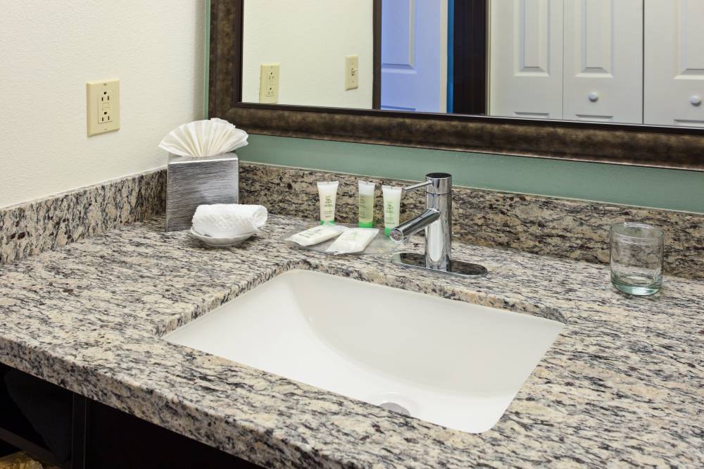 Staybridge Suites Irvine East 10