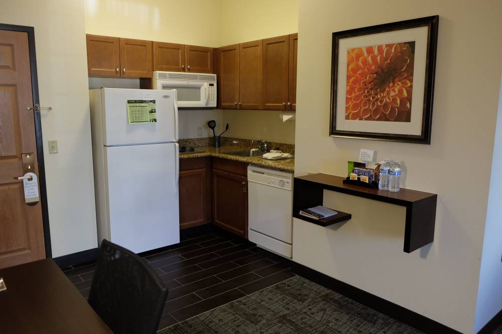 Staybridge Suites Irvine East 8