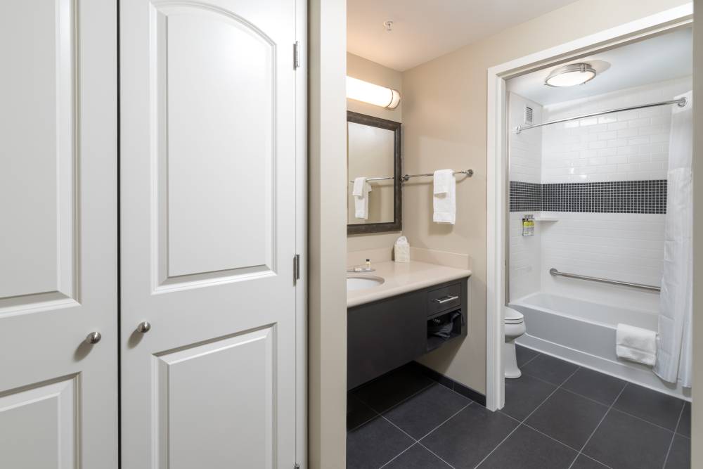 Staybridge Suites Saskatoon - University 5