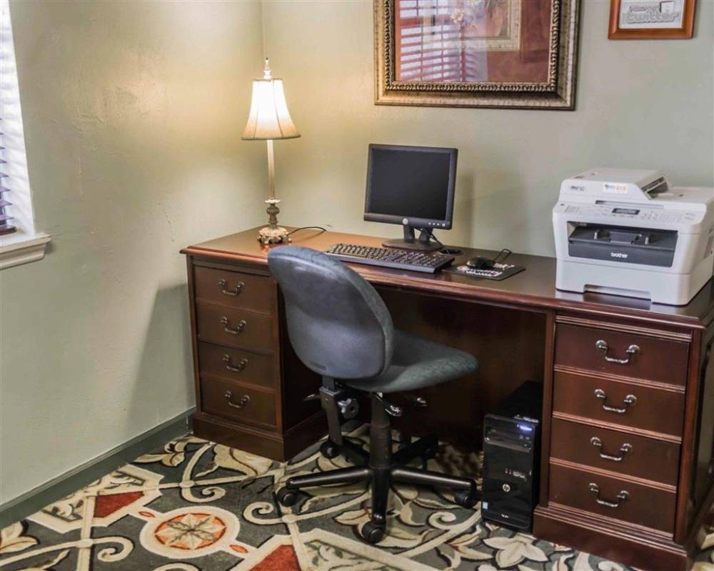 Suburban Extended Stay Hotel 7