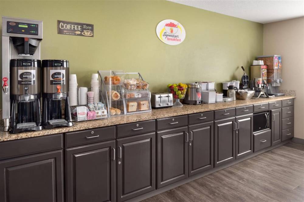 Super 8 By Wyndham Sioux Falls 5