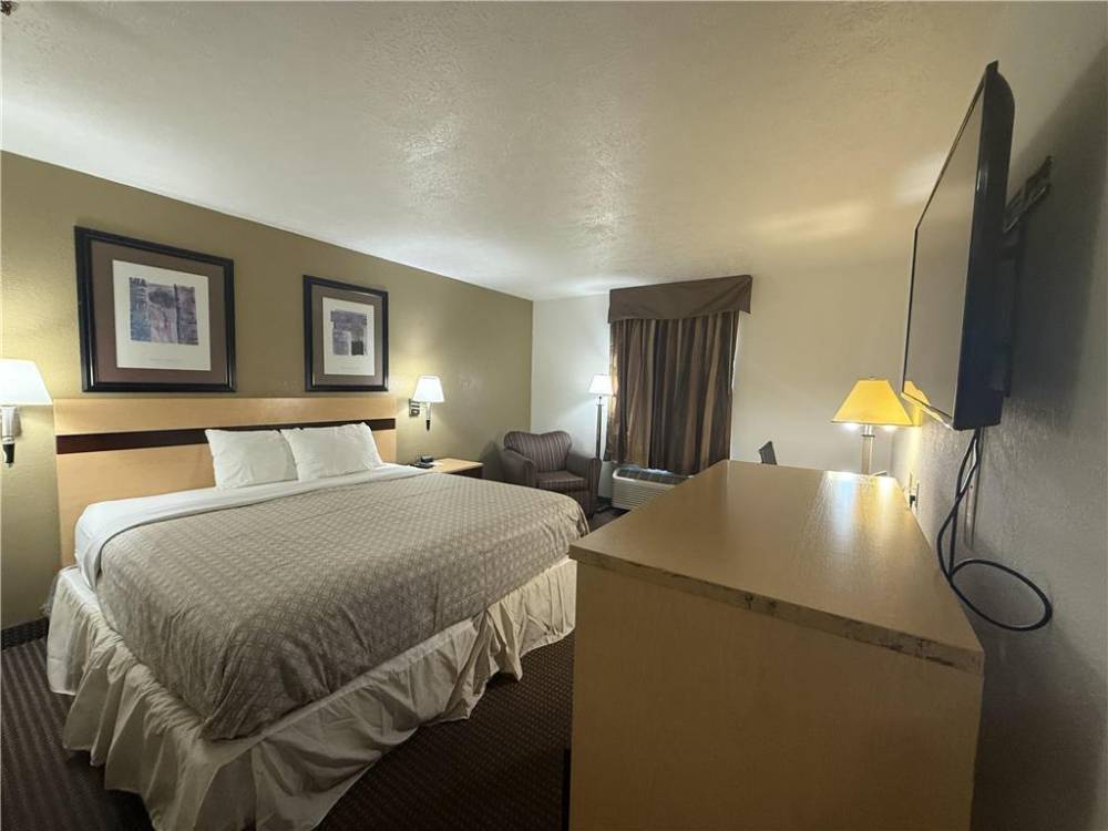 Surestay By Best Western Obetz Rickenbacker Airport 4