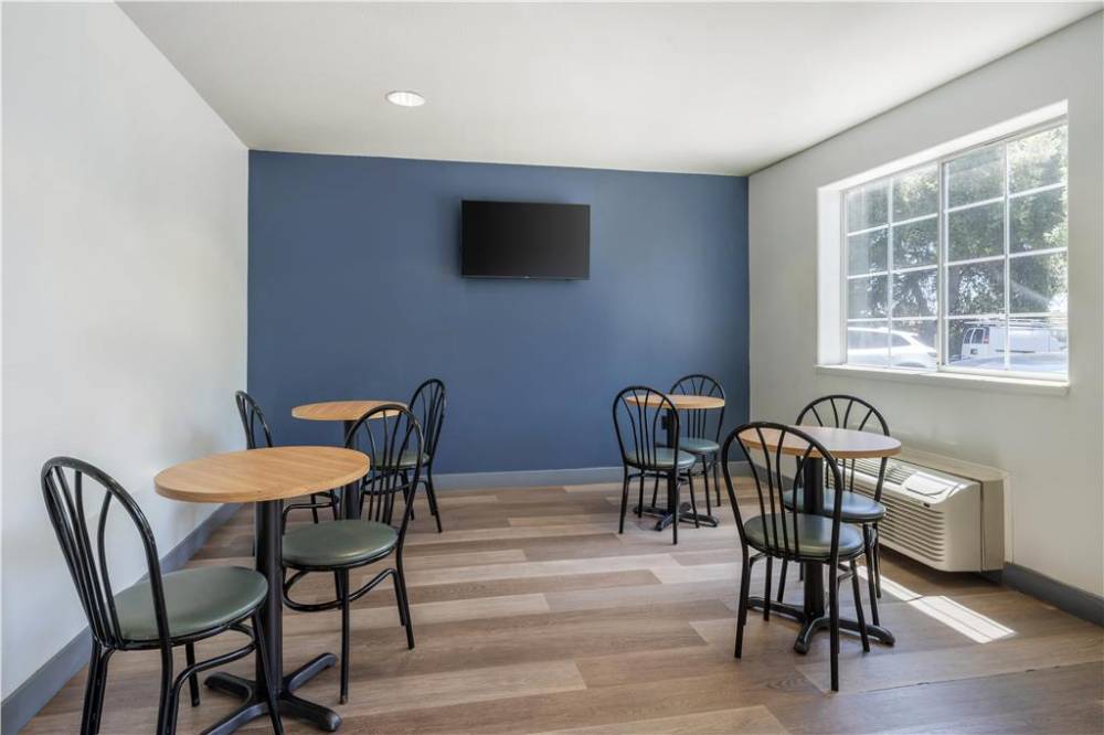 Surestay By Best Western Sacramento South Natomas 4