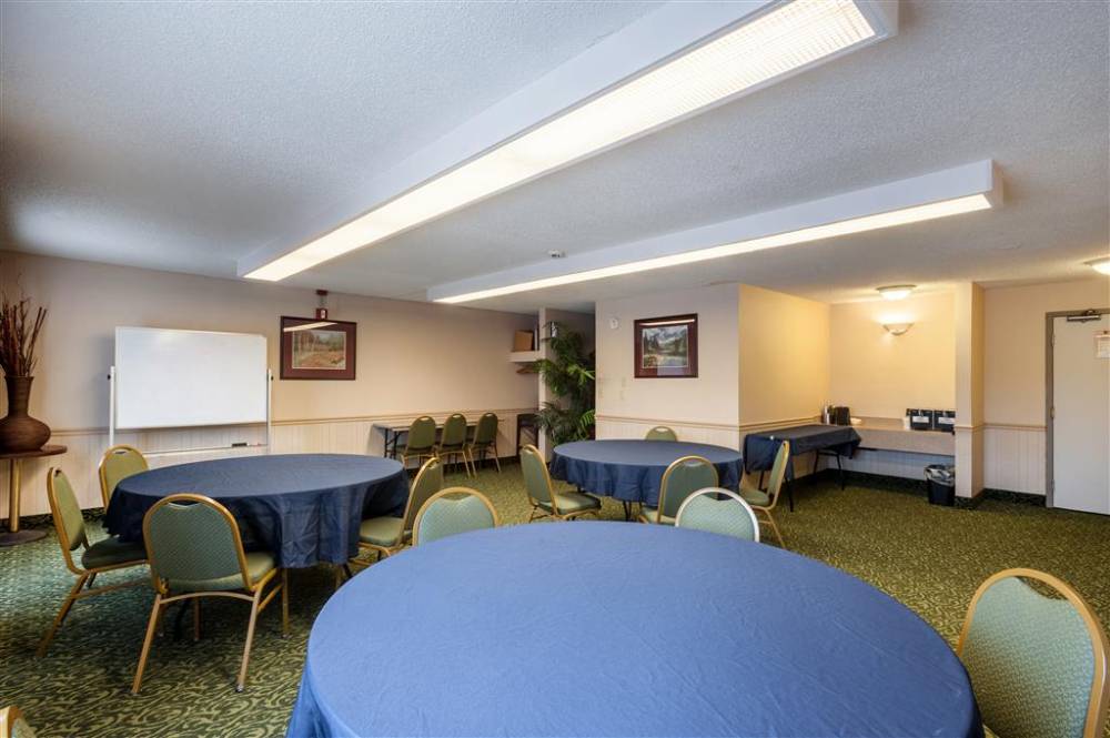 Adams Meeting Room