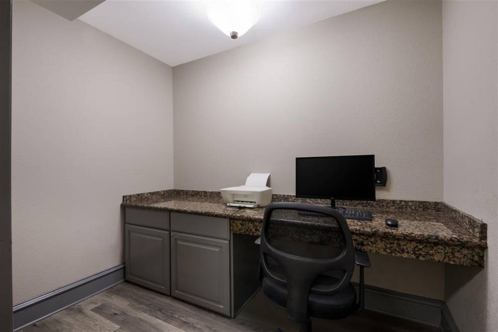 Surestay Plus By Best Western San Antonio North 4