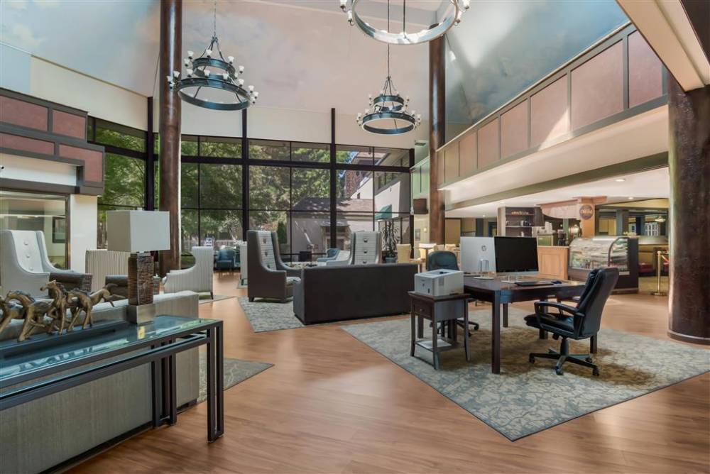 Surestay Plus Hotel By Best Western Reno Airport 5