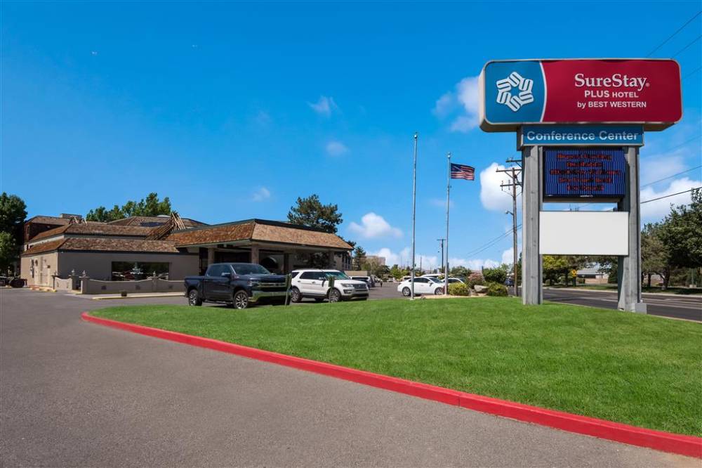 Surestay Plus Hotel By Best Western Reno Airport 2