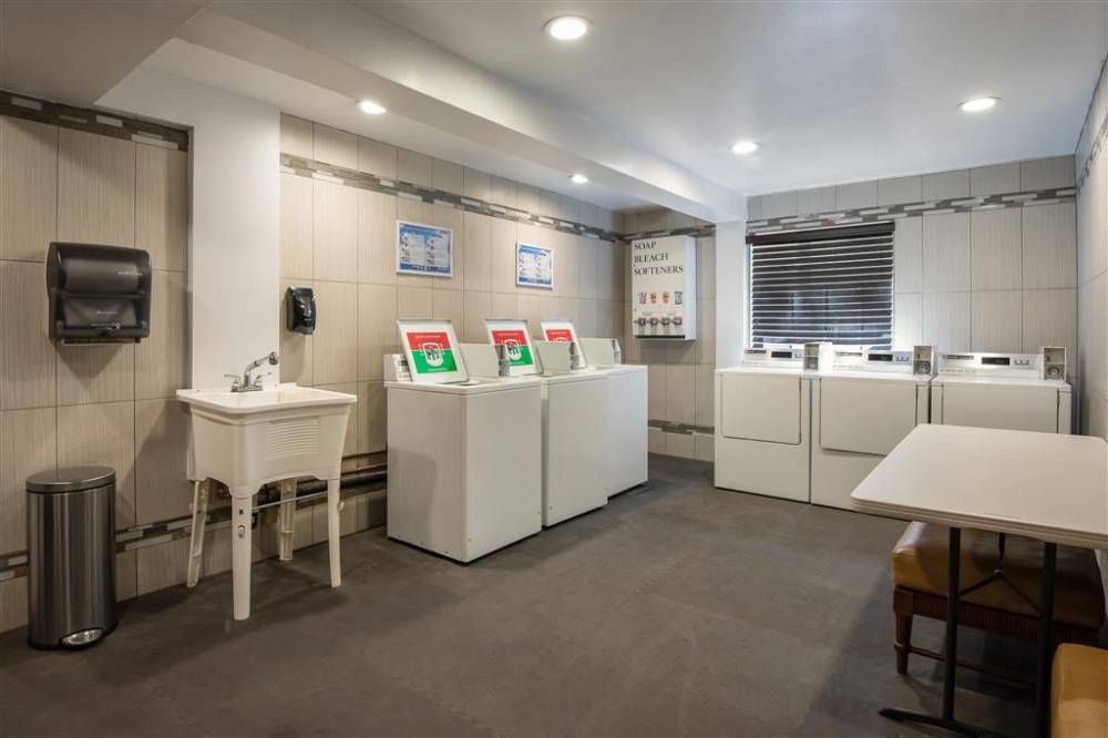 Surestay Plus Hotel By Best Western Reno Airport 8