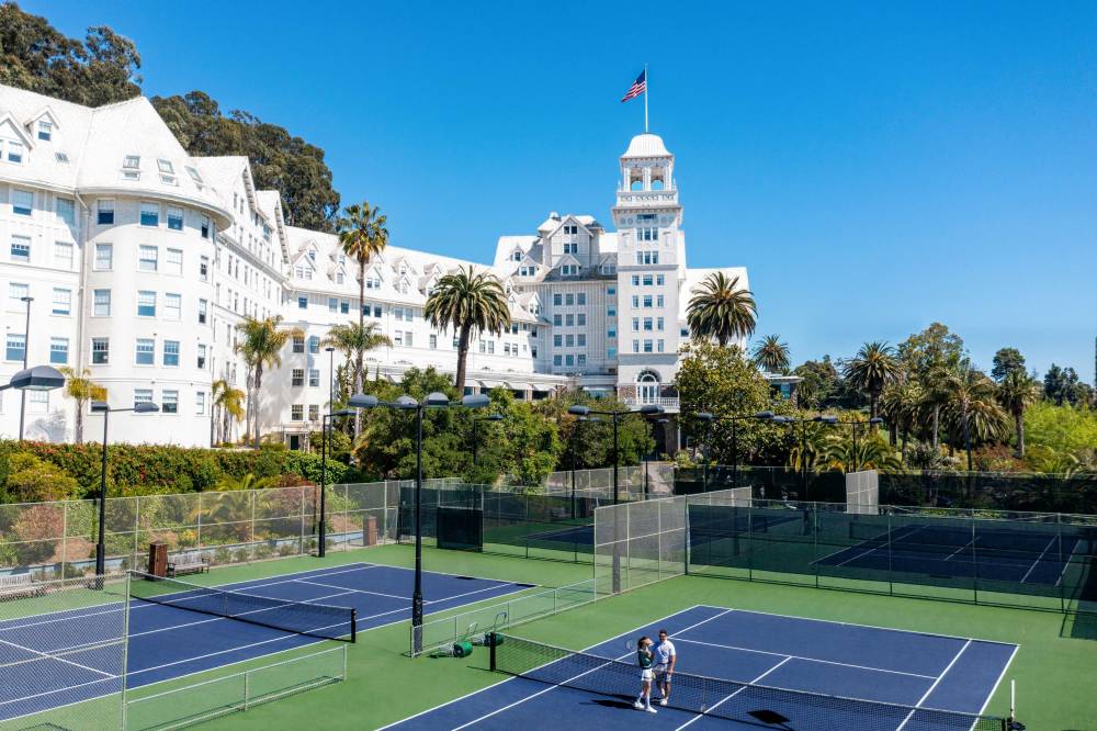 The Claremont Resort And Club 9