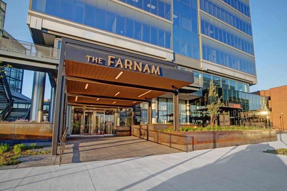 The Farnam, Autograph Collection 8