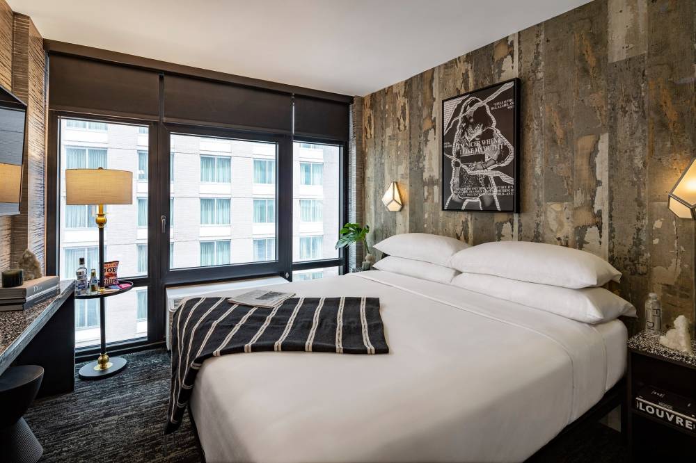 SKADA Superior King ADA Kingroom