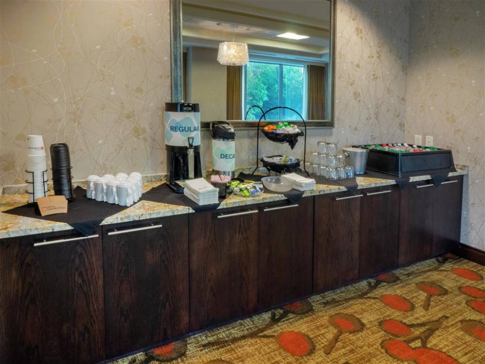 The Hilton Garden Inn Buffalo Downtown 2