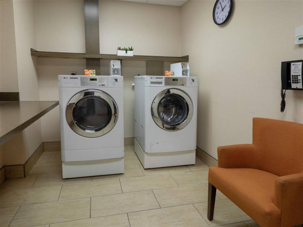 The Hilton Garden Inn Buffalo Downtown 5
