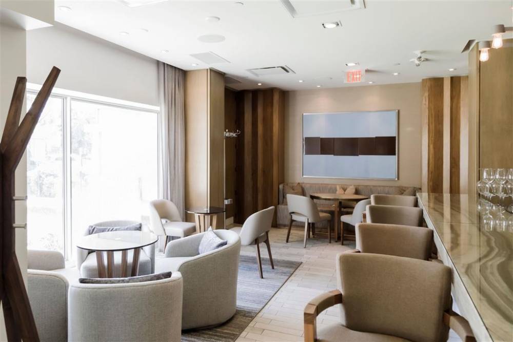 The James Hotel Saskatoon  3