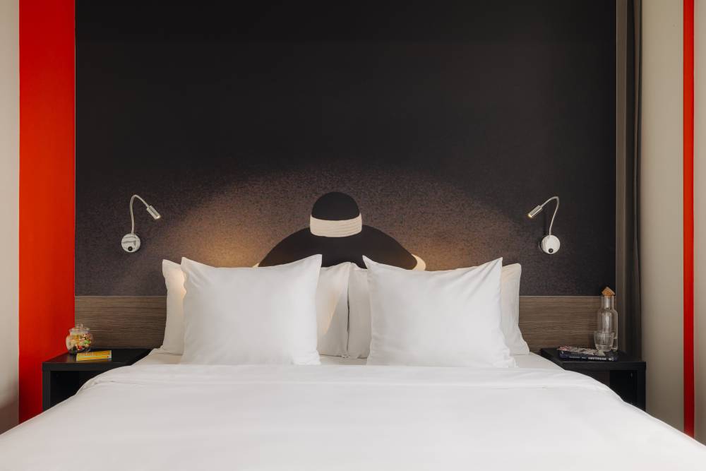 The Manor Amsterdam, Limited Edition 5