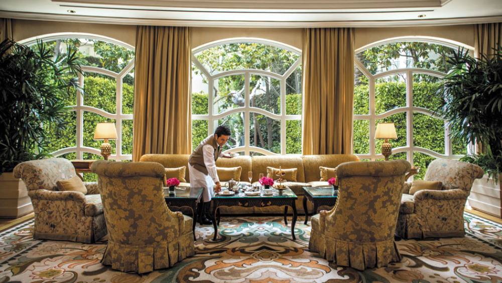 The Peninsula Beverly Hills 6