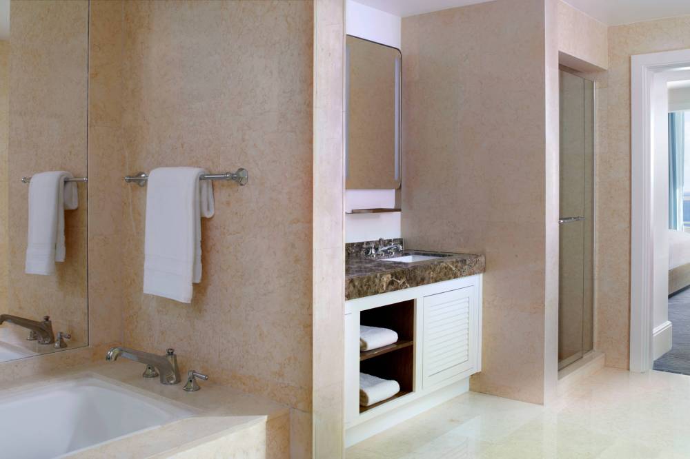 The Ritz-carlton Fort Lauderdale 5