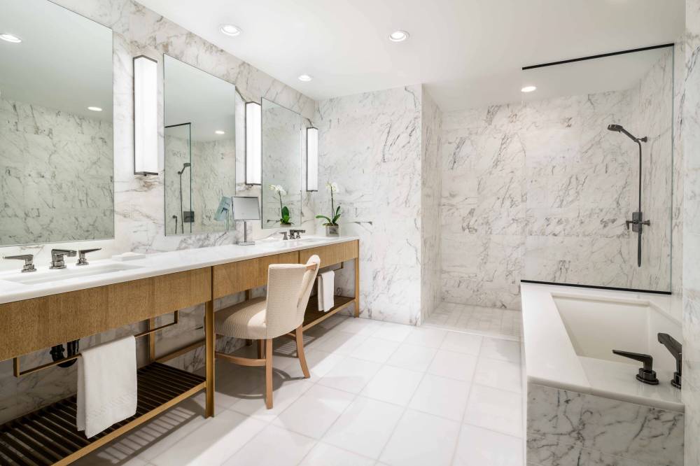 The Ritz-carlton Residences Waikiki Beach 4